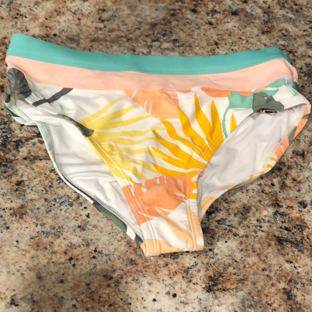 NWT Matilda Jane Floral swim bottoms Size Small